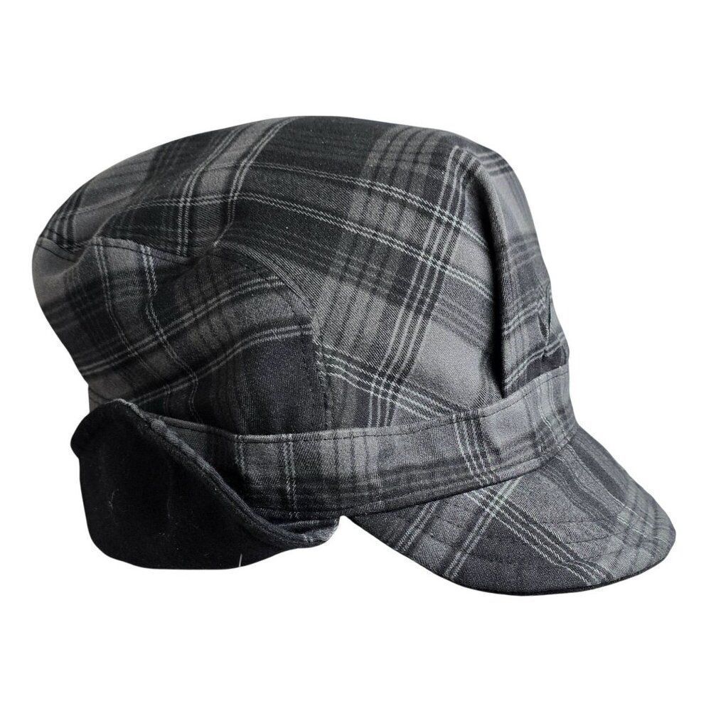Nike Reversible Black & Plaid Winter Hat With Earflaps Cozy Warm Headwear snow